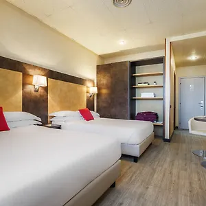 4* Hotel Ih Amadeus